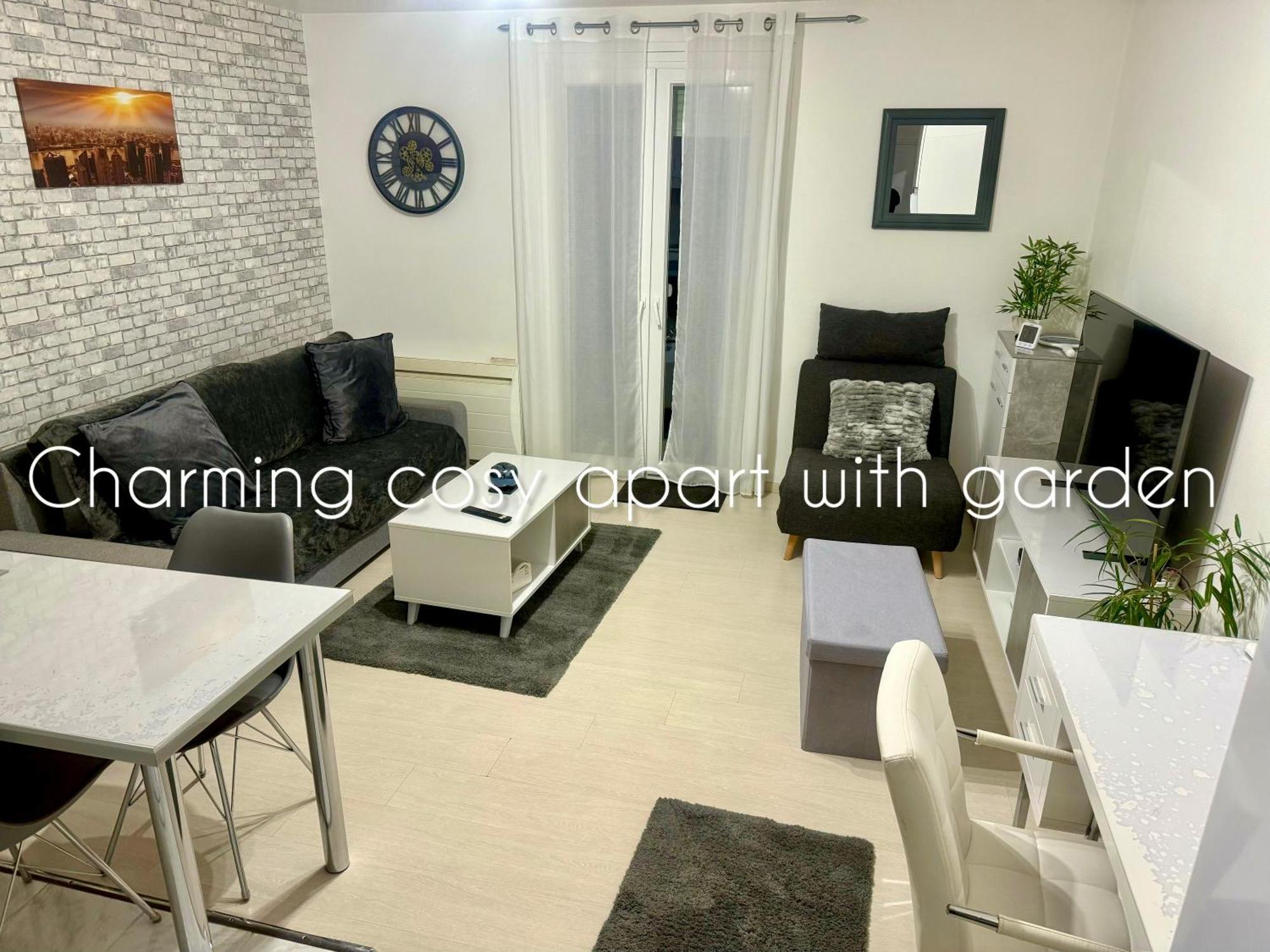 Charming Cosy Apart With Garden Free Parking Claye-Souilly Kültér fotó